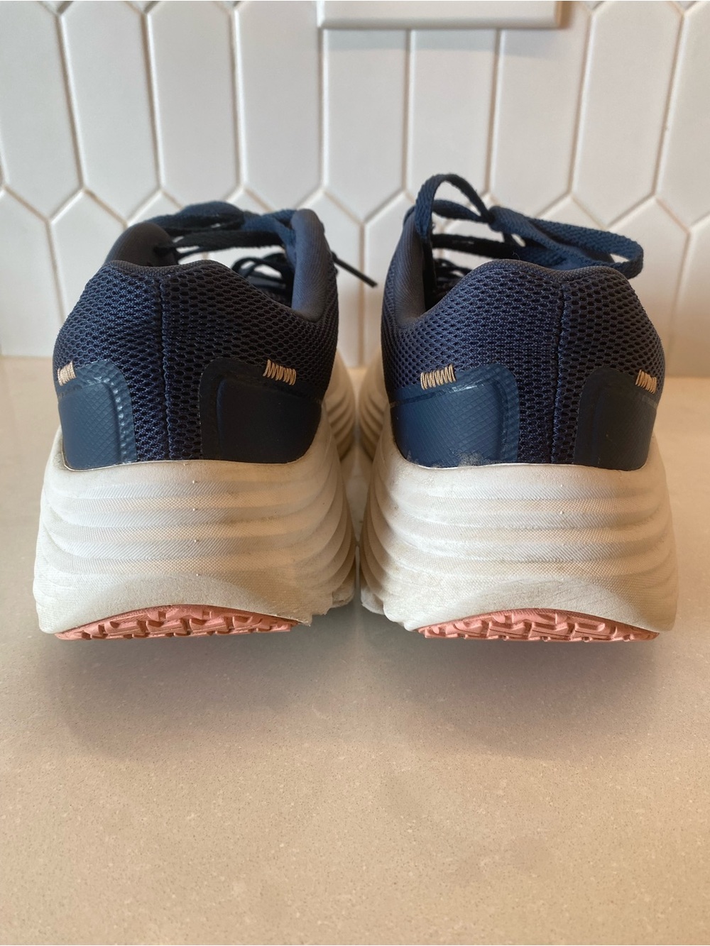 Skechers Women's Max Cushioning Endeavour Canova Running Shoes Sz 7.5 - Picture 4 of 7